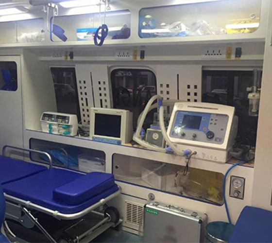 东辽县车辆内部展示